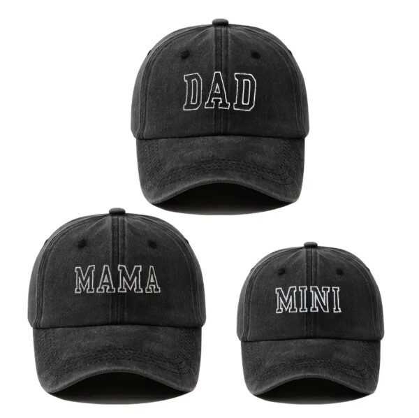 Trío de gorras familiares