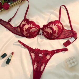 Conjunto carmesin corazon brillos M